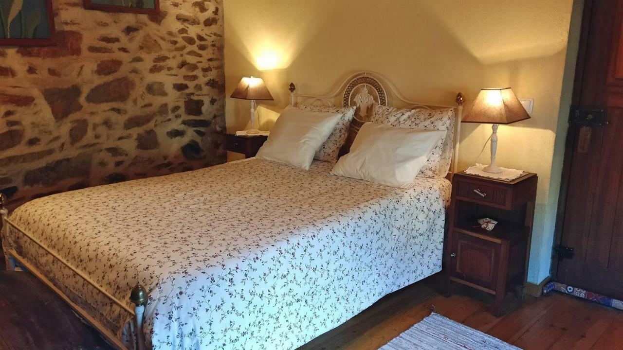 A Casa Da Natalia Pensionat Cha de Alvares Exteriör bild